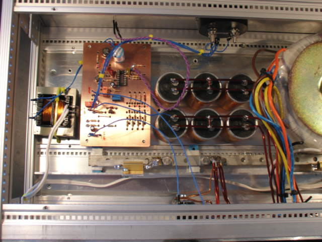 An Amateur Radio Power Supply 13.8V 30-40A