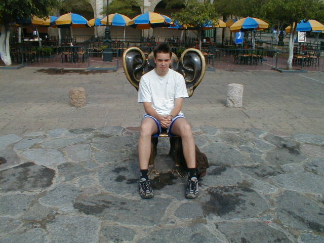 25-6-00 Peter med store re